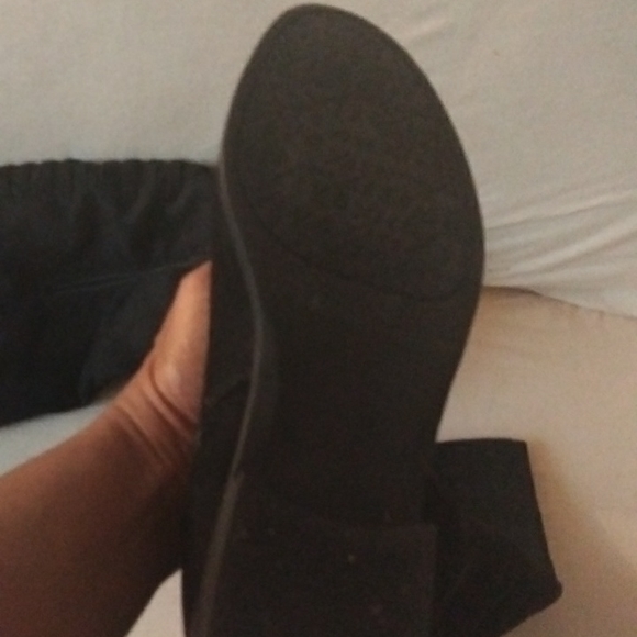 Boot - Picture 3 of 3